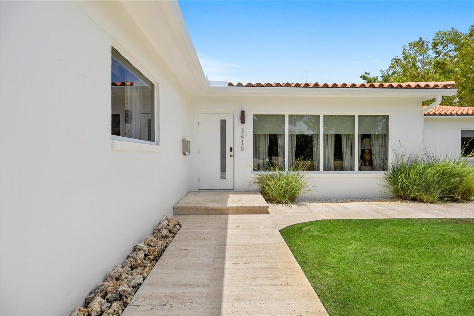 3415 N Flagler Drive — Photo 3