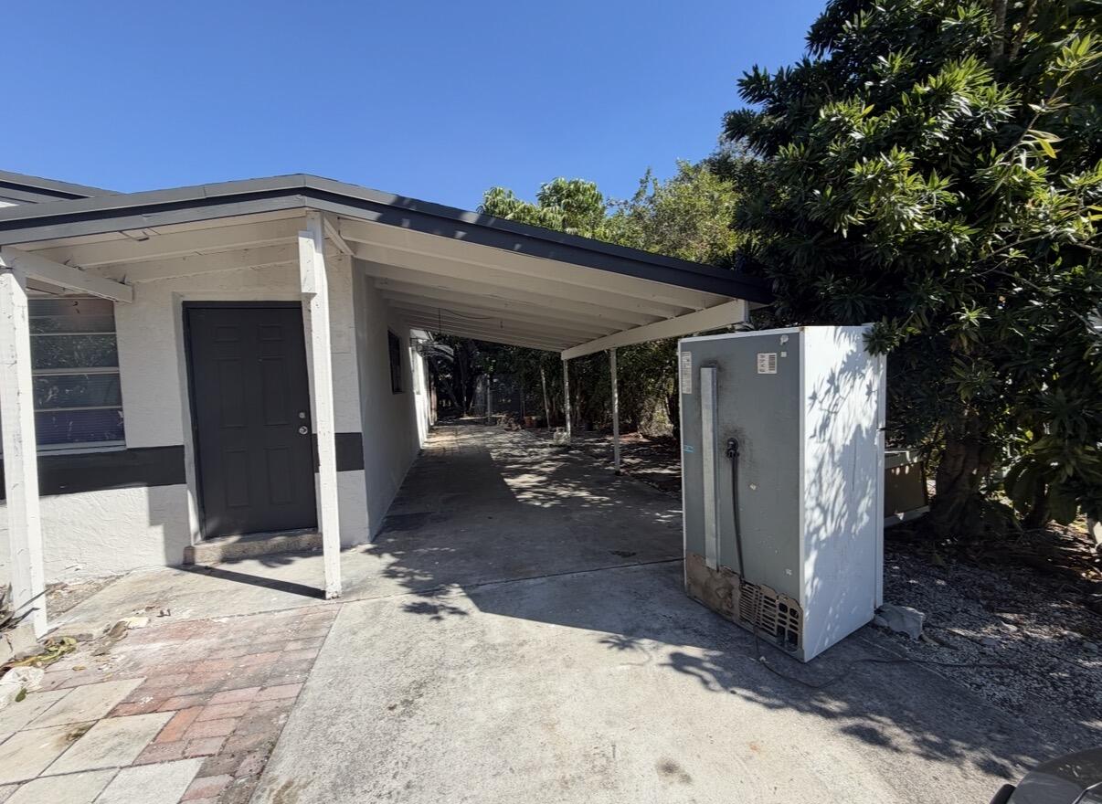 313 SW 15TH Terrace, Delray Beach FL 33444