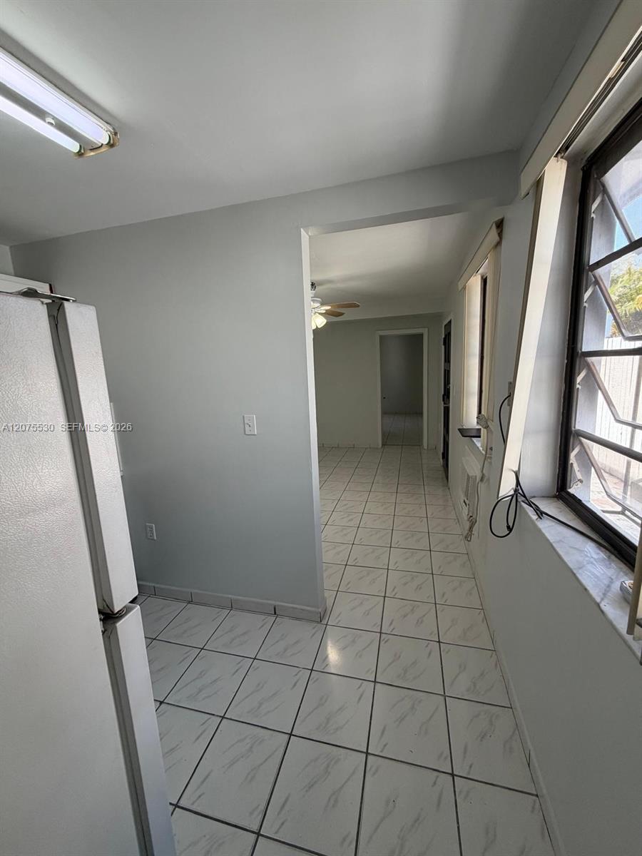 1261 W 60th Ter # 1261 — Photo 5