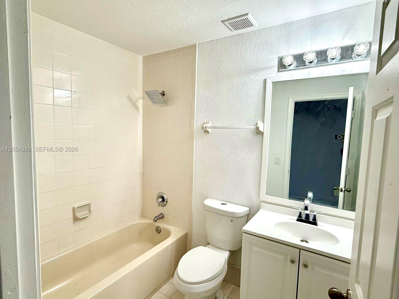 2869 SE 15th Rd # 70 — Photo 2