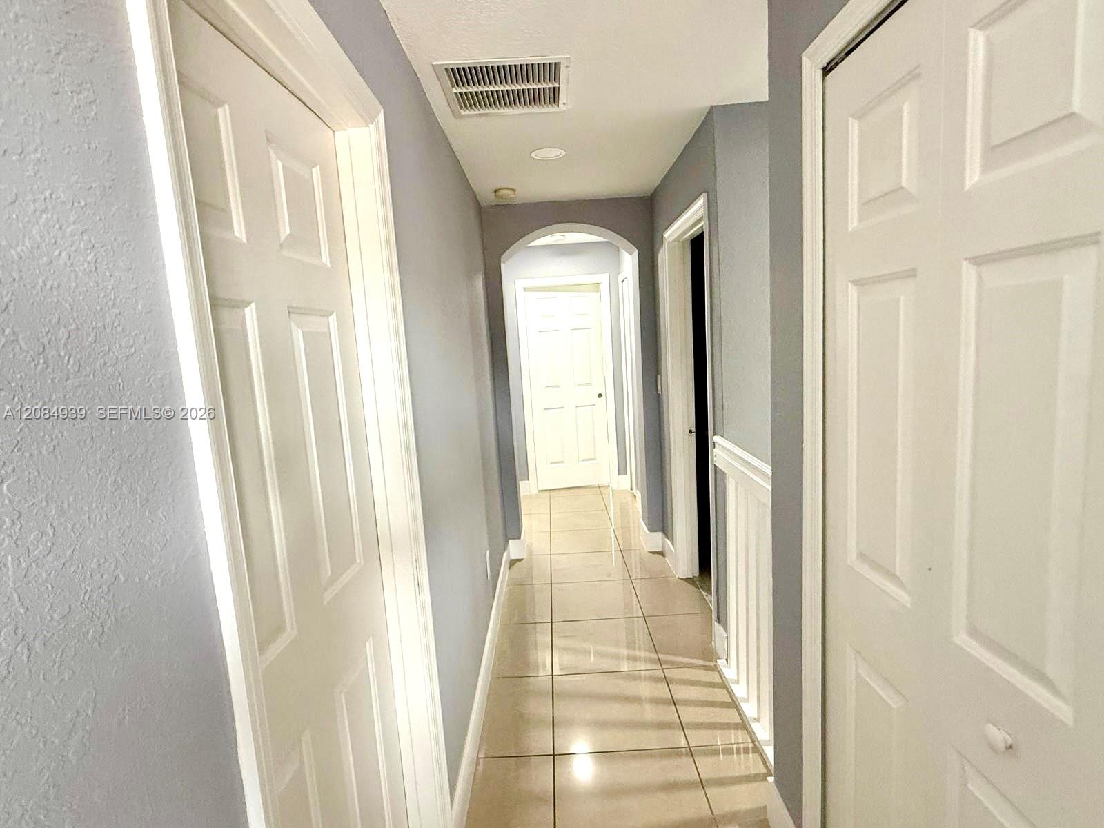 2869 SE 15th Rd # 70 — Photo 4