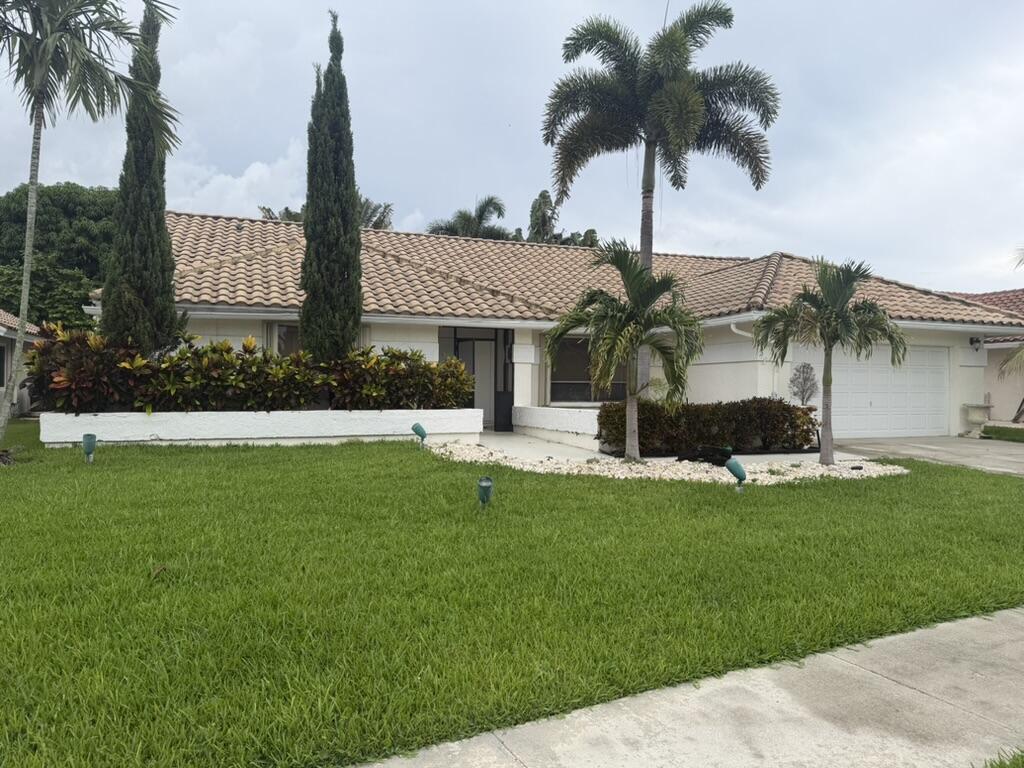 9553 Majestic Way — Photo 2