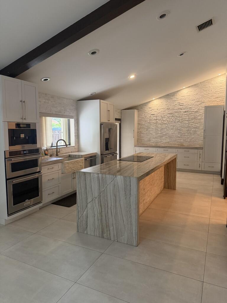 9553 Majestic Way — Photo 5