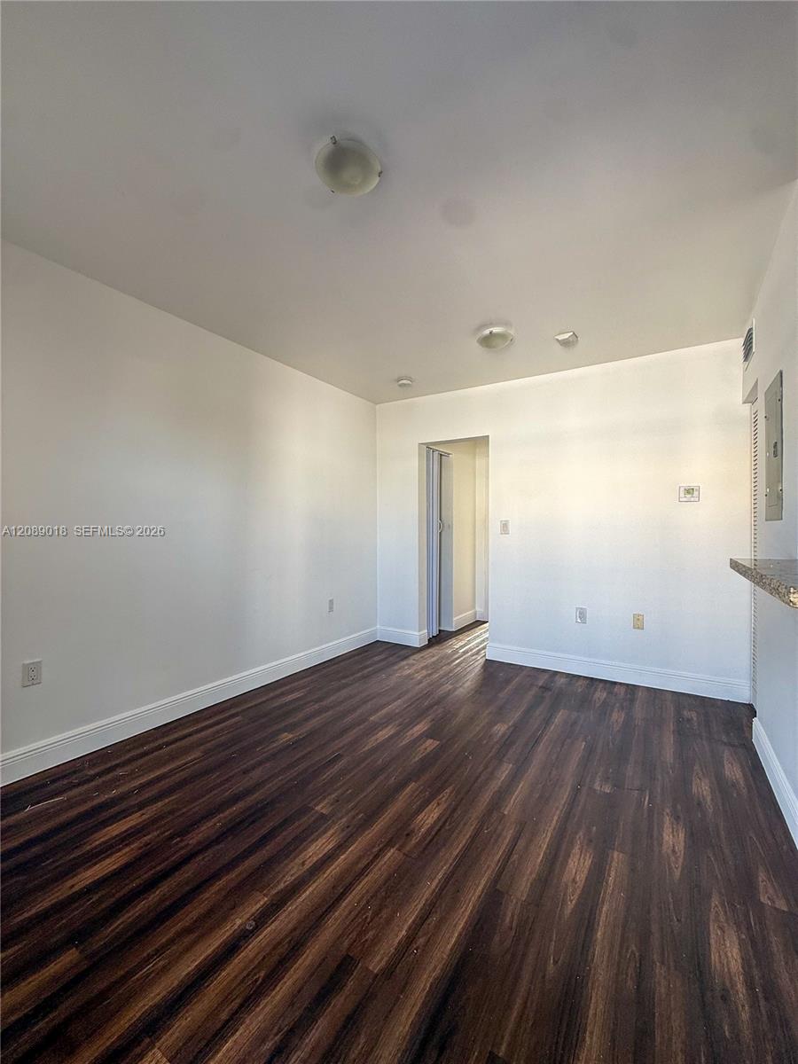 540 NW 7th St # 26 — Photo 2