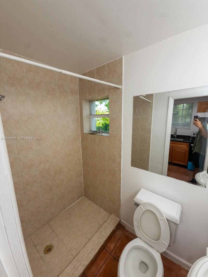 715 NW 116th Ter # B — Photo 3