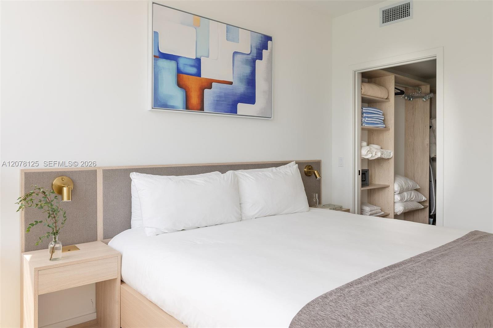 225 N Miami Ave # 2107 — Photo 4
