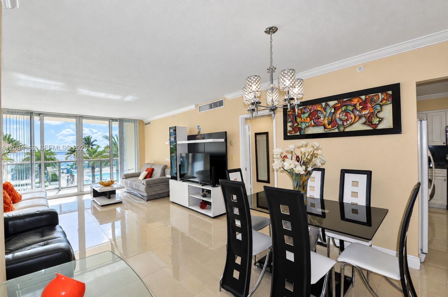 2501 S Ocean Dr # 323 — Photo 2