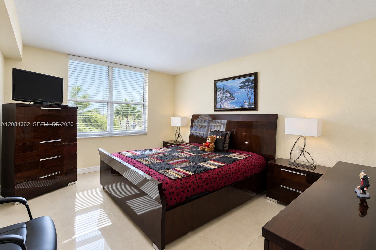 2501 S Ocean Dr # 323 — Photo 3