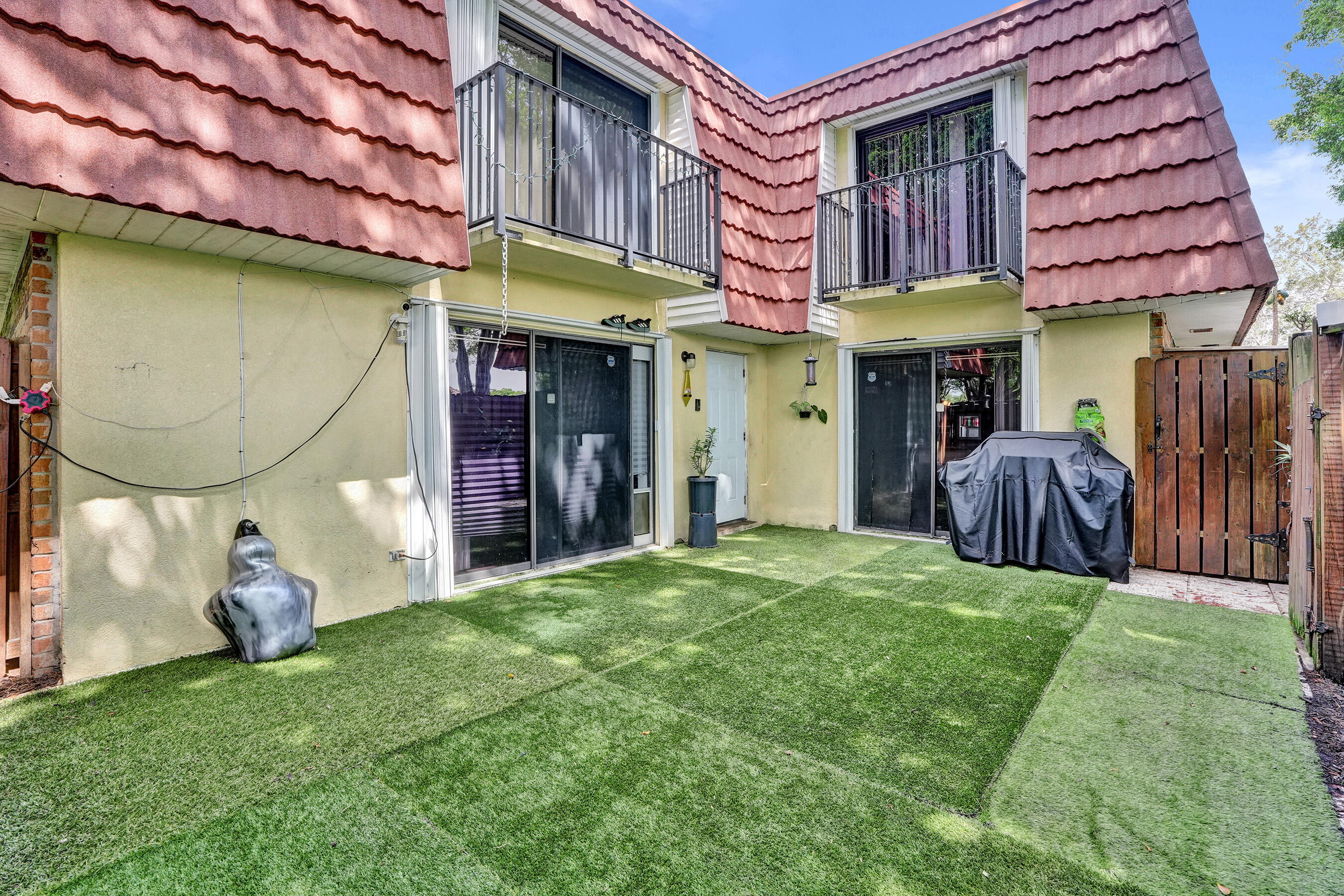 9993 NW 7TH Street — Photo 3