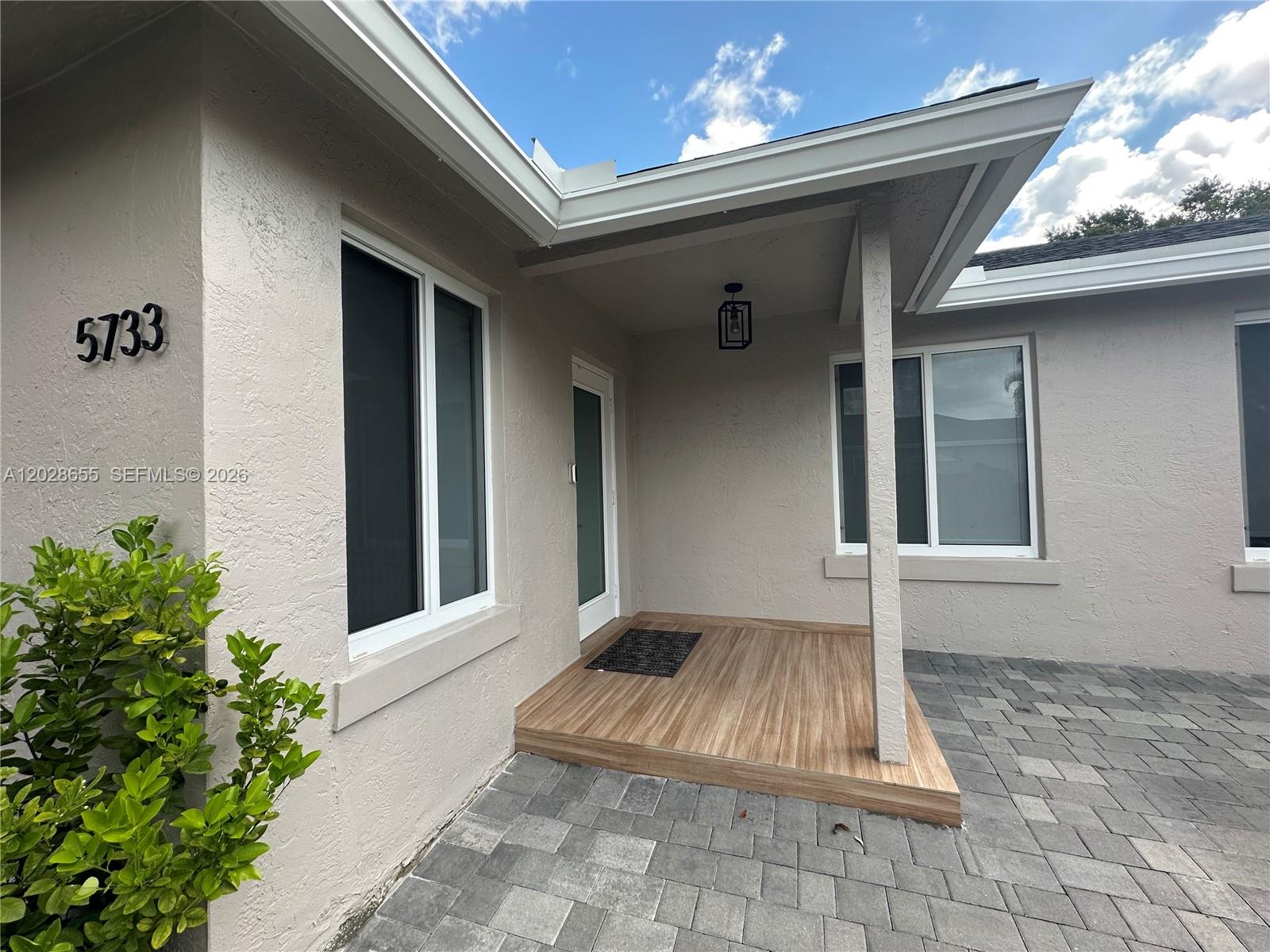 5733 NW 100th Ct # 5733 View 9