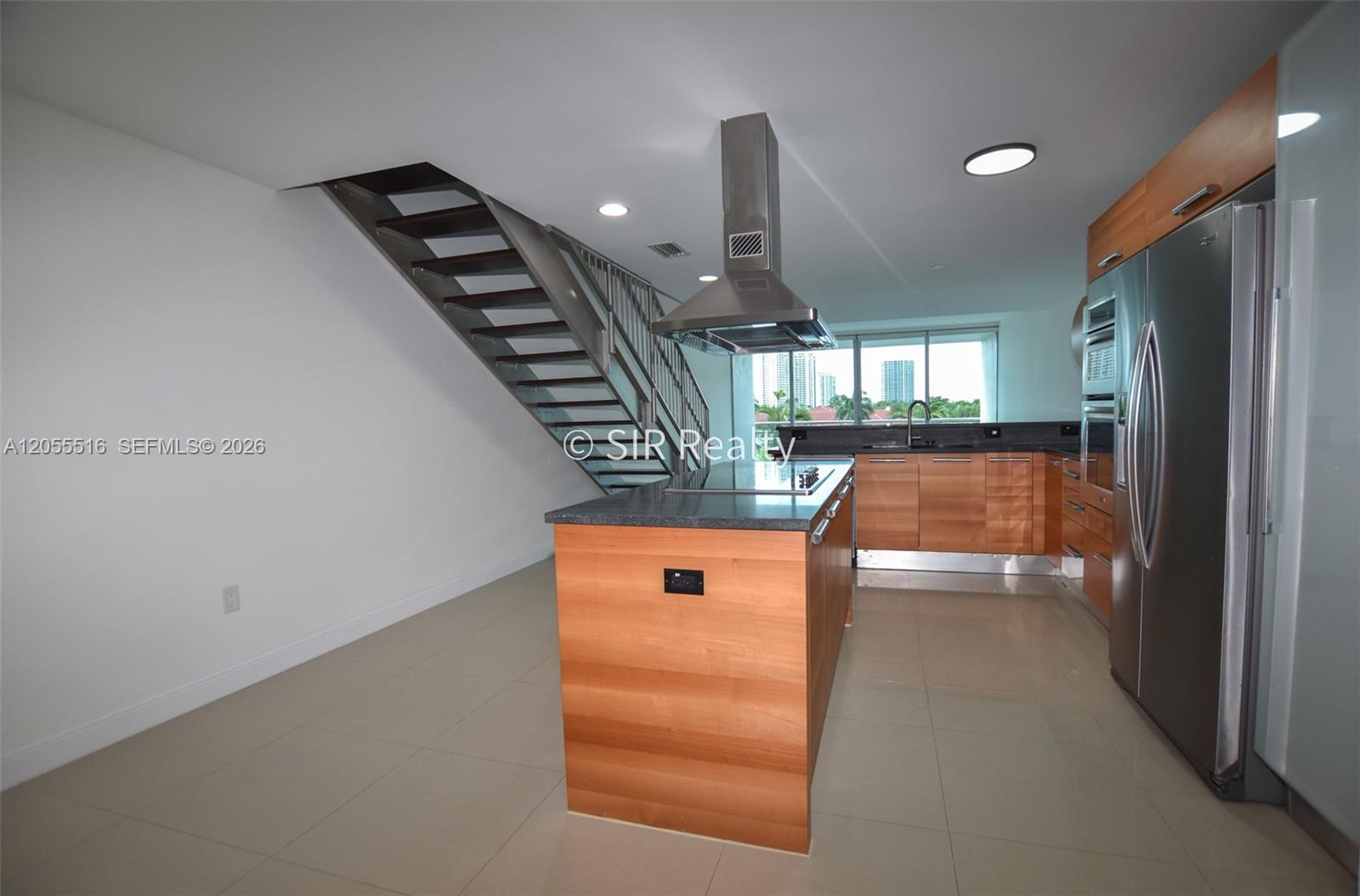 2950 NE 188th St # 336, Aventura FL 33180