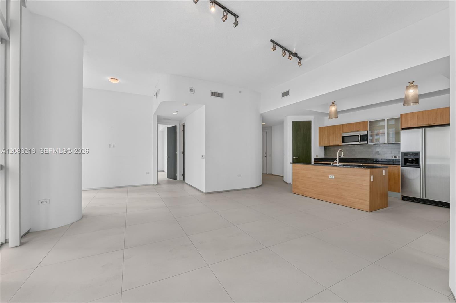 480 NE 30th St # 2201 — Photo 5