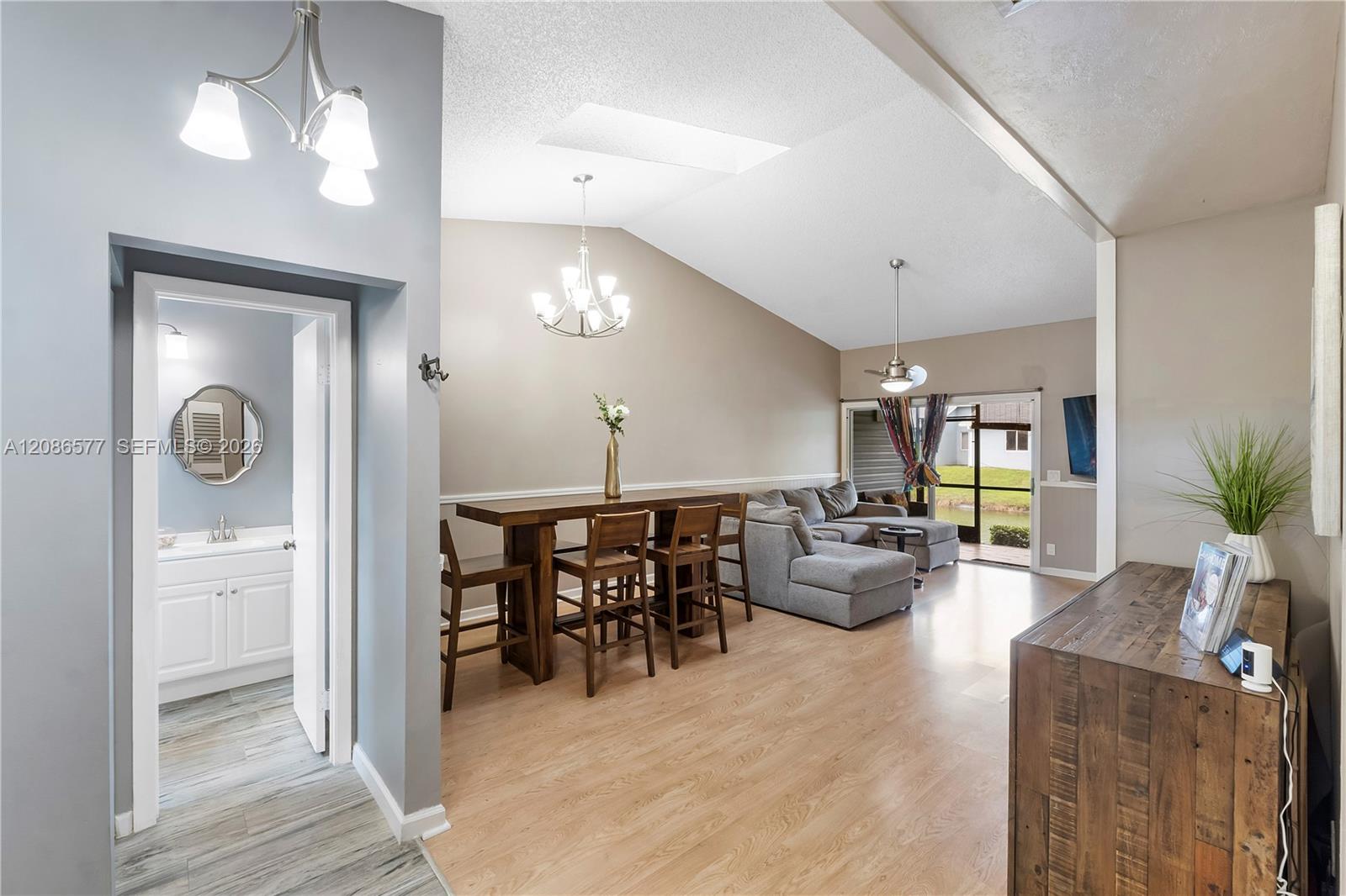 3839 Island Club Cir — Photo 2