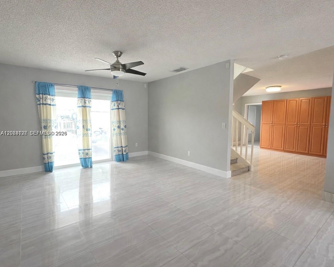15302 SW 180th Ter — Photo 4