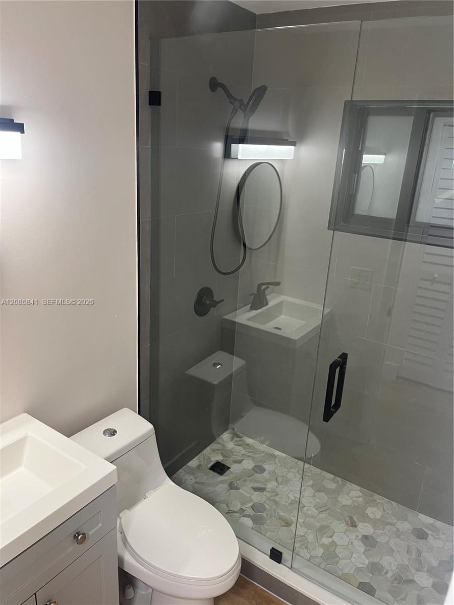 1484 NW 15th Avenue # 5 — Photo 2