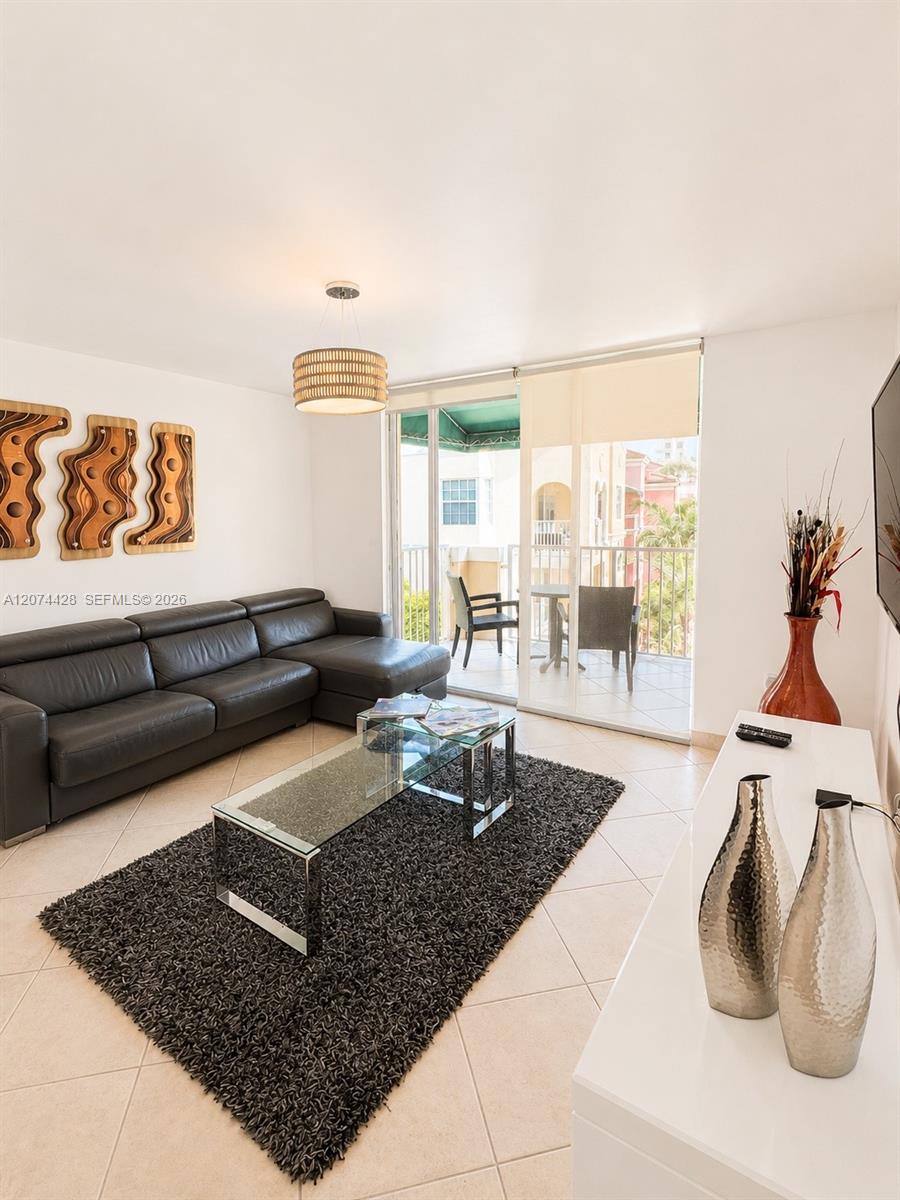 19701 E Country Club Dr # 5605, Aventura FL 33180
