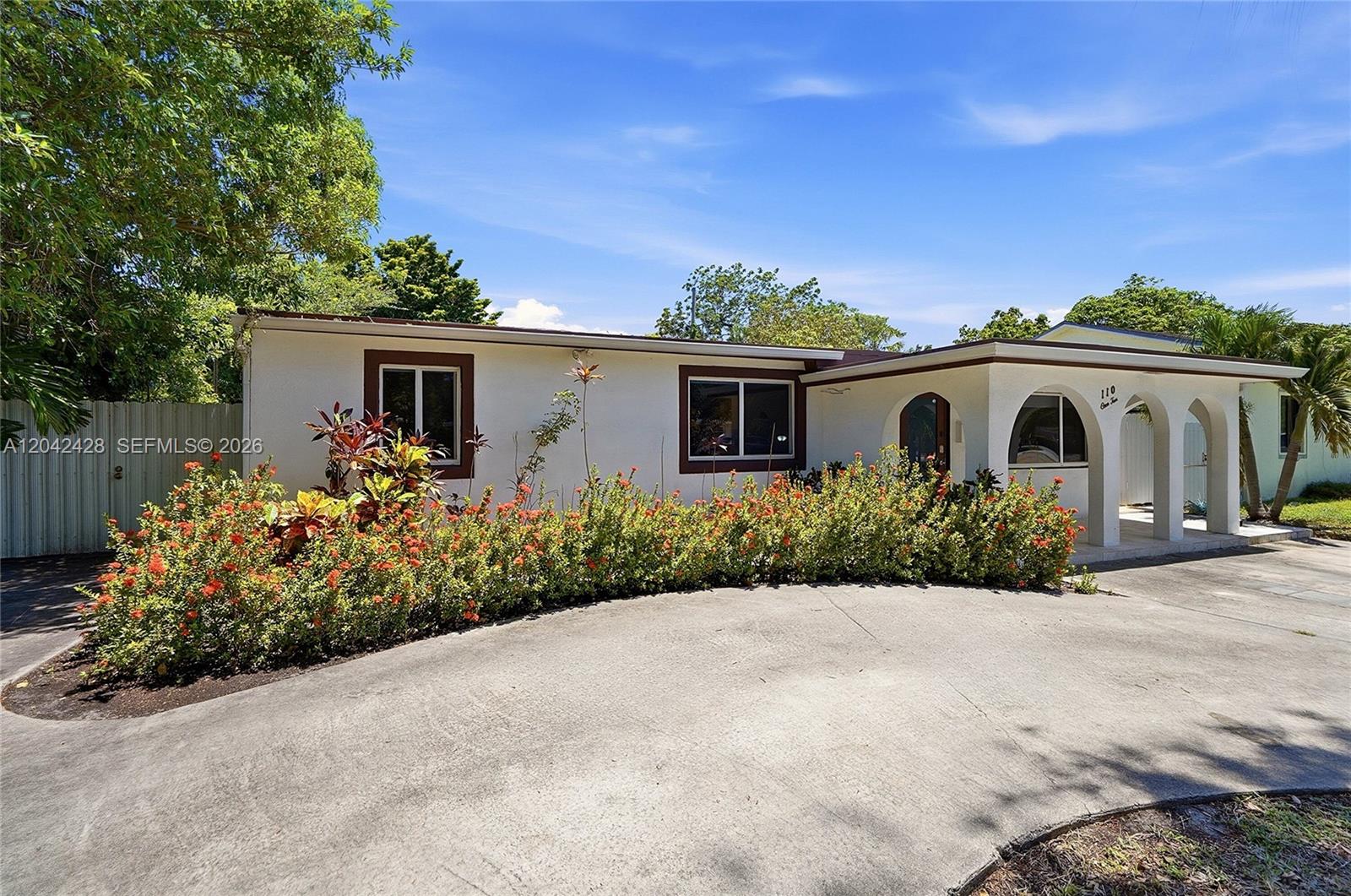 110 NW 125th St, North Miami FL 33168