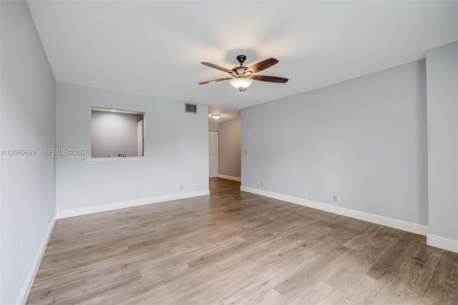 2641 Gately Dr W # 902 — Photo 4