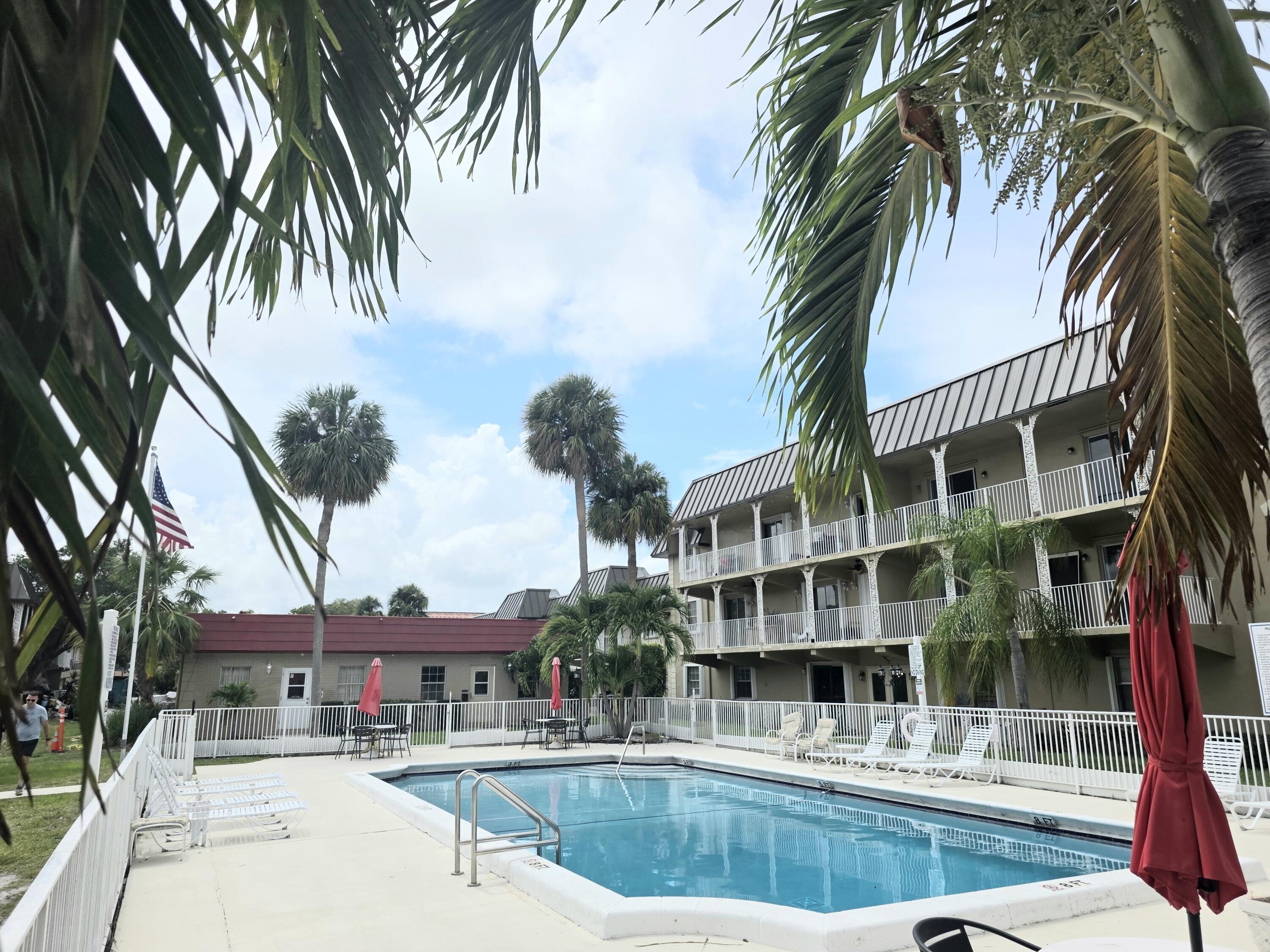 495 SE 8th Street # 237, Deerfield Beach FL 33441
