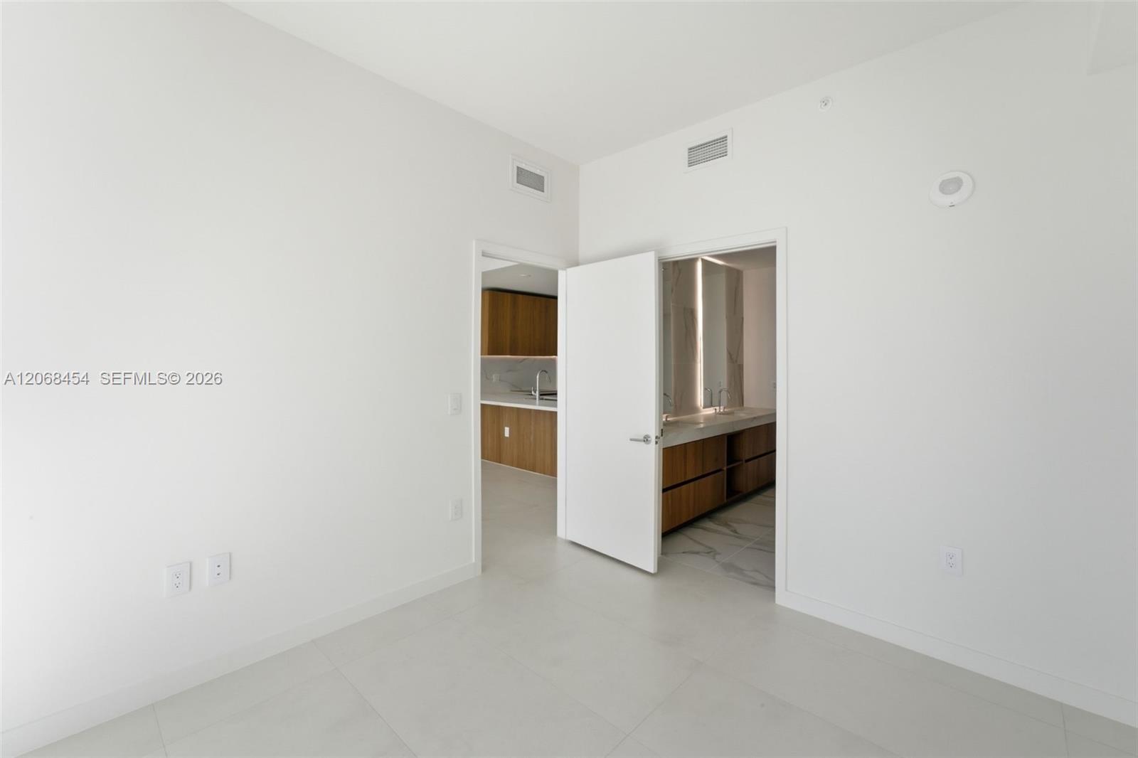 1400 Biscayne Blvd. # 3004 View 2