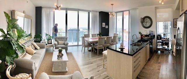 1111 SW 1st Ave # 3225 SHORT TERM — Photo 4