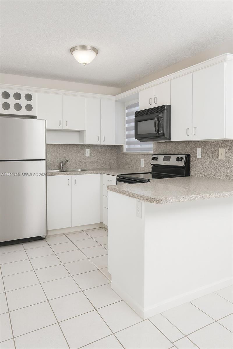 8170 NW 10th St # 2, Miami FL 33126