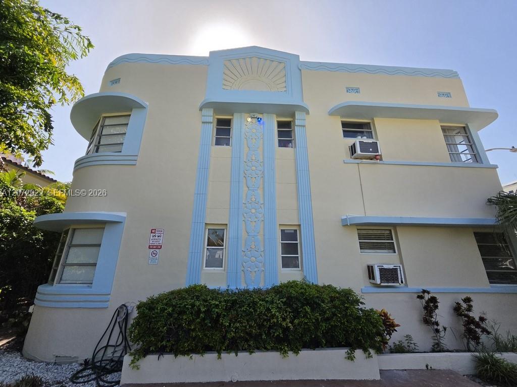 850 Jefferson Ave # 12A — Photo 2