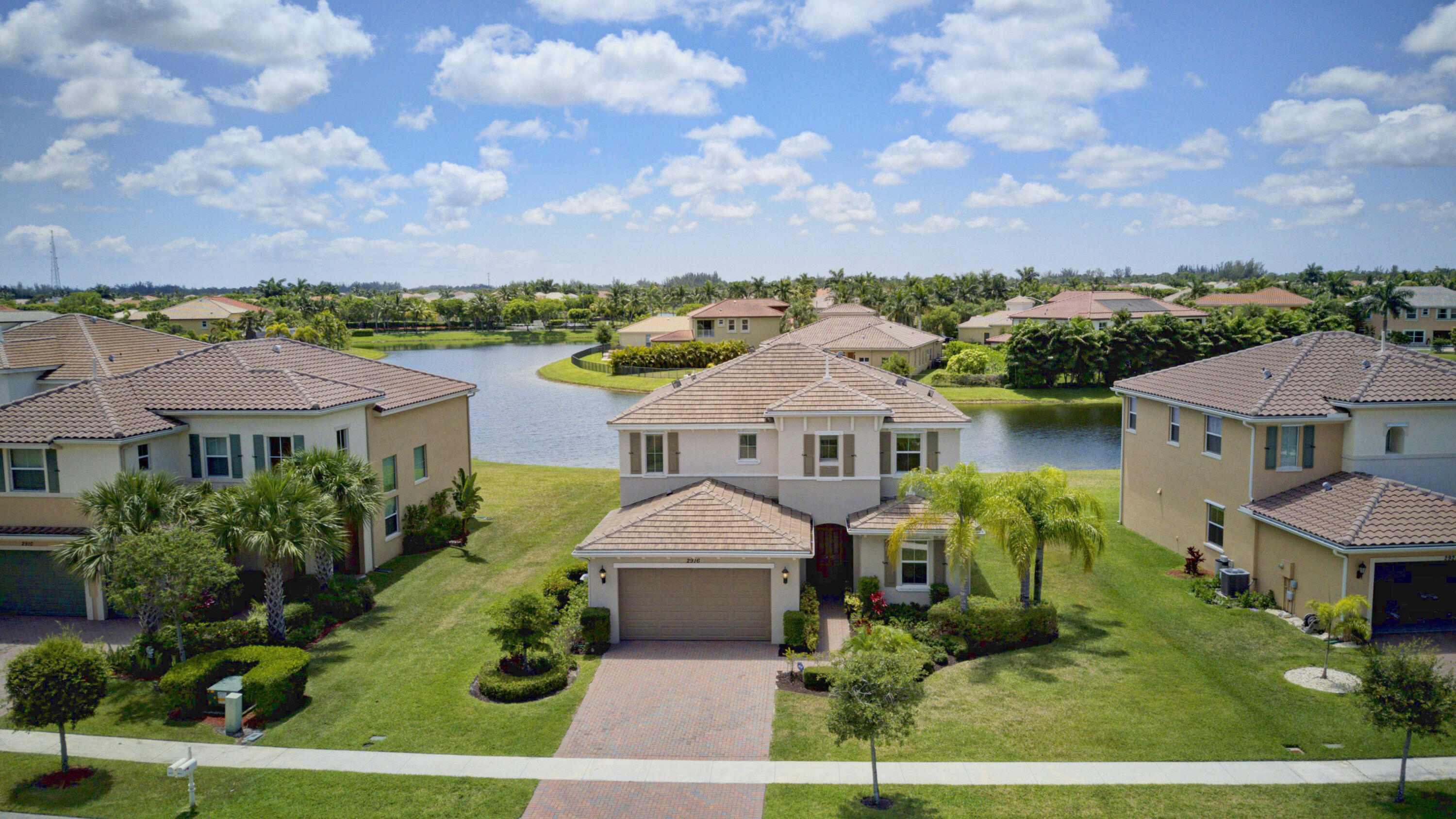 2916 Payson Way, Wellington FL 33414