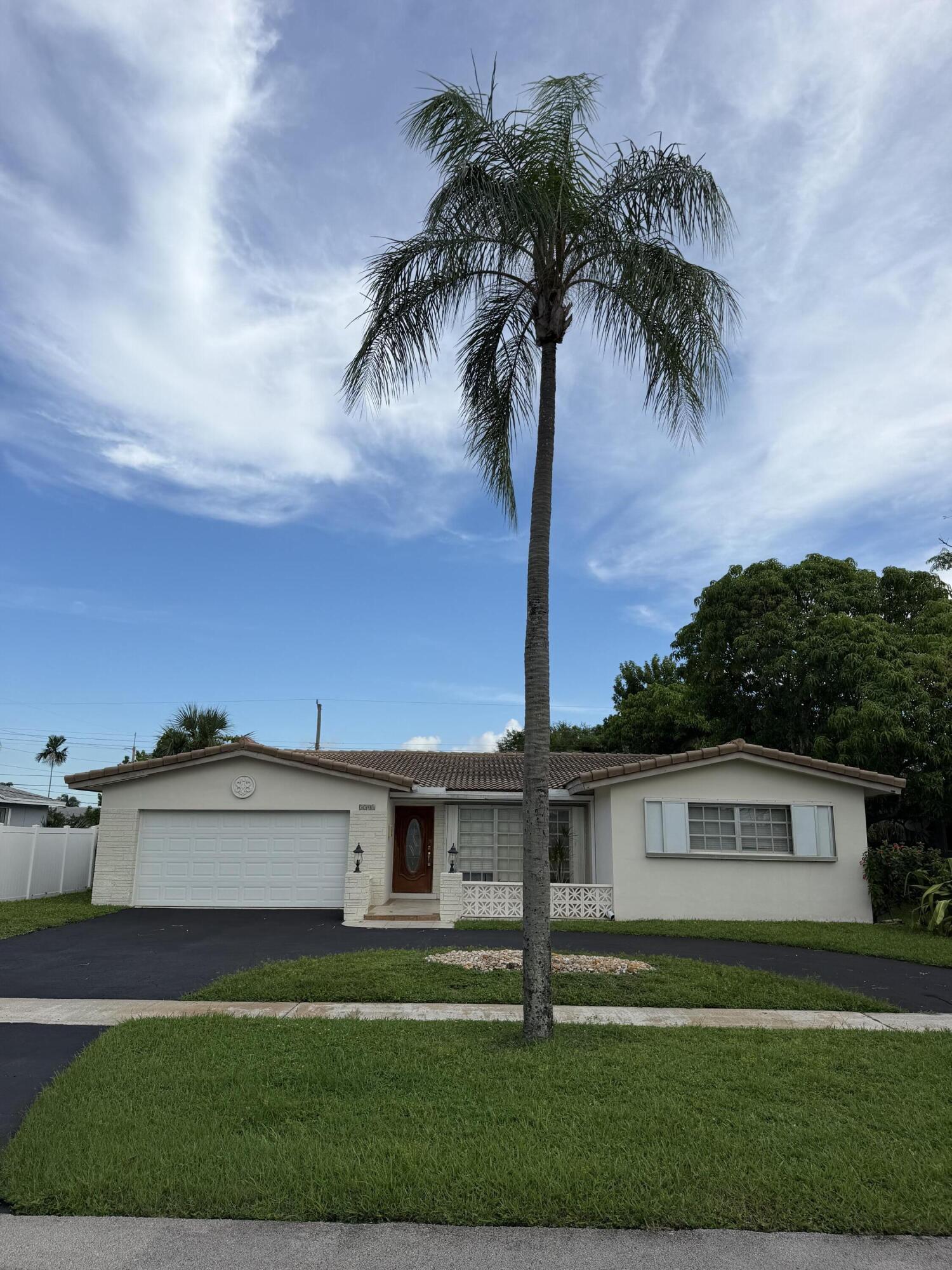 5501 MONROE Street, Hollywood FL 33021