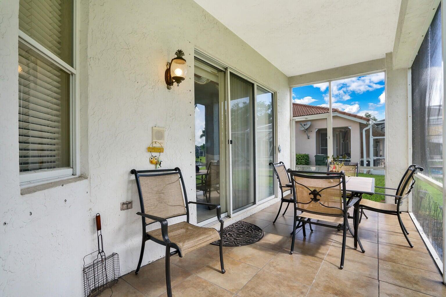 1720 Corsica Drive — Photo 4