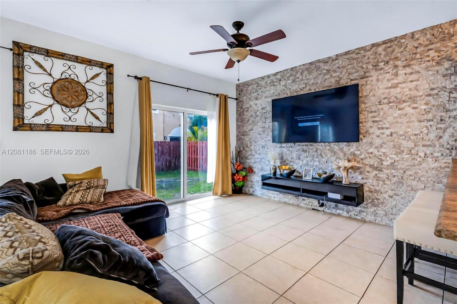 14109 SW 51st Ln — Photo 3