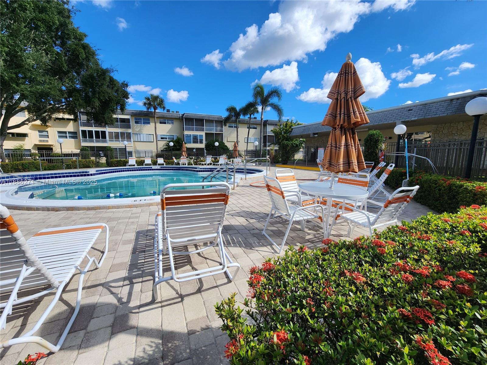 4431 NW 16th St # H109, Lauderhill FL 33313