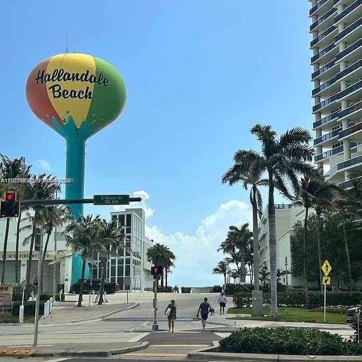 2200 E Hallandale Beach Blvd # 610 — Photo 2