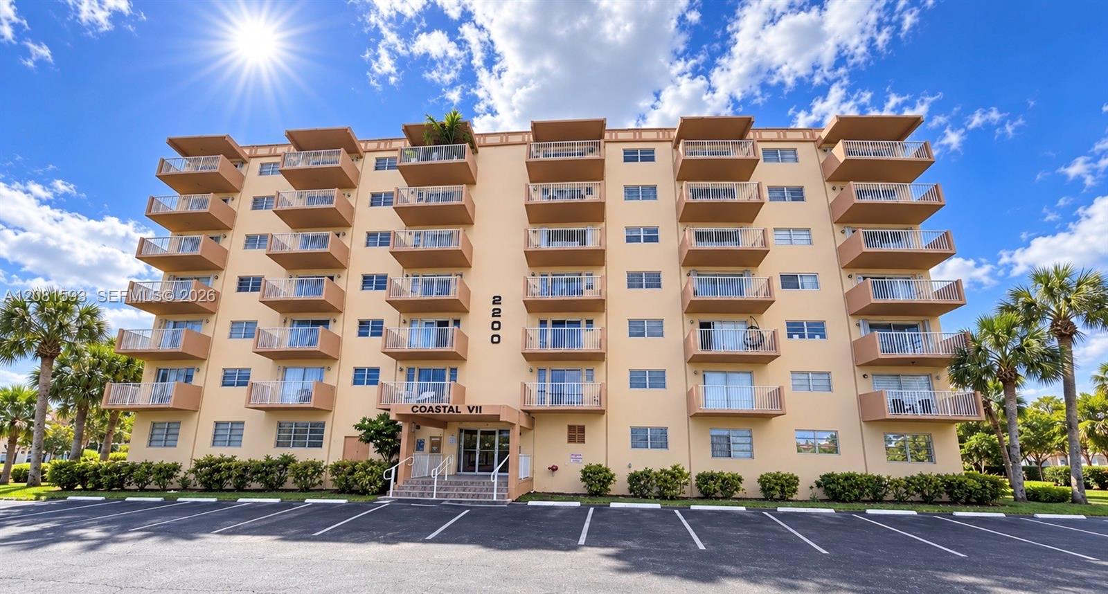 2200 E Hallandale Beach Blvd # 610 — Photo 3