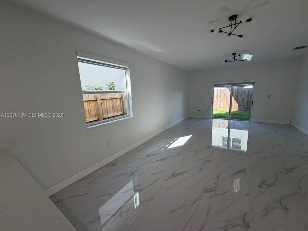 1409 SE 26th Ter # 1409 View 4