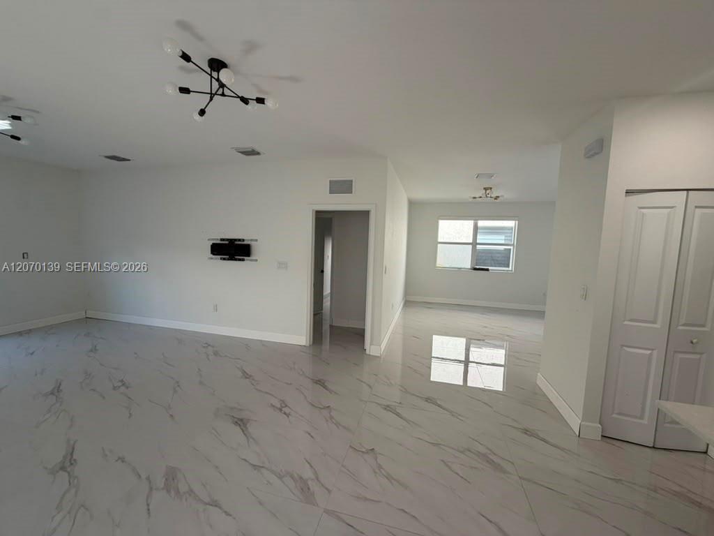 1409 SE 26th Ter # 1409 View 5