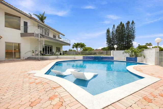 8709 BANYAN Court — Photo 3