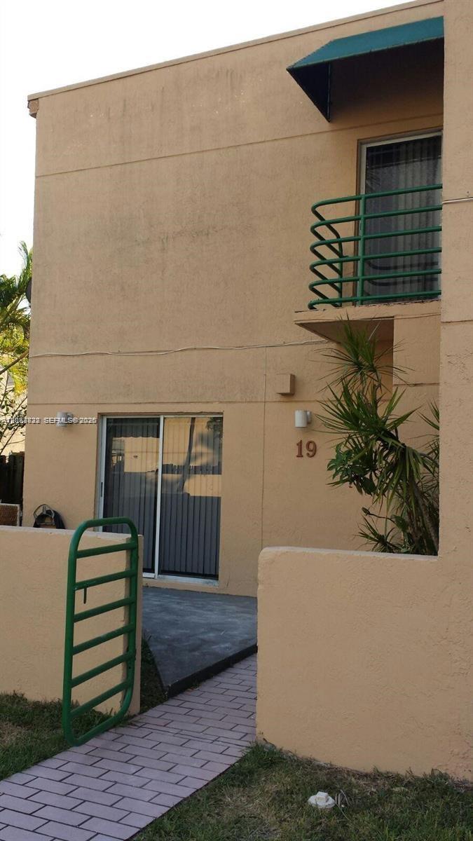 11960 SW 18th Ter # 19, Miami FL 33175