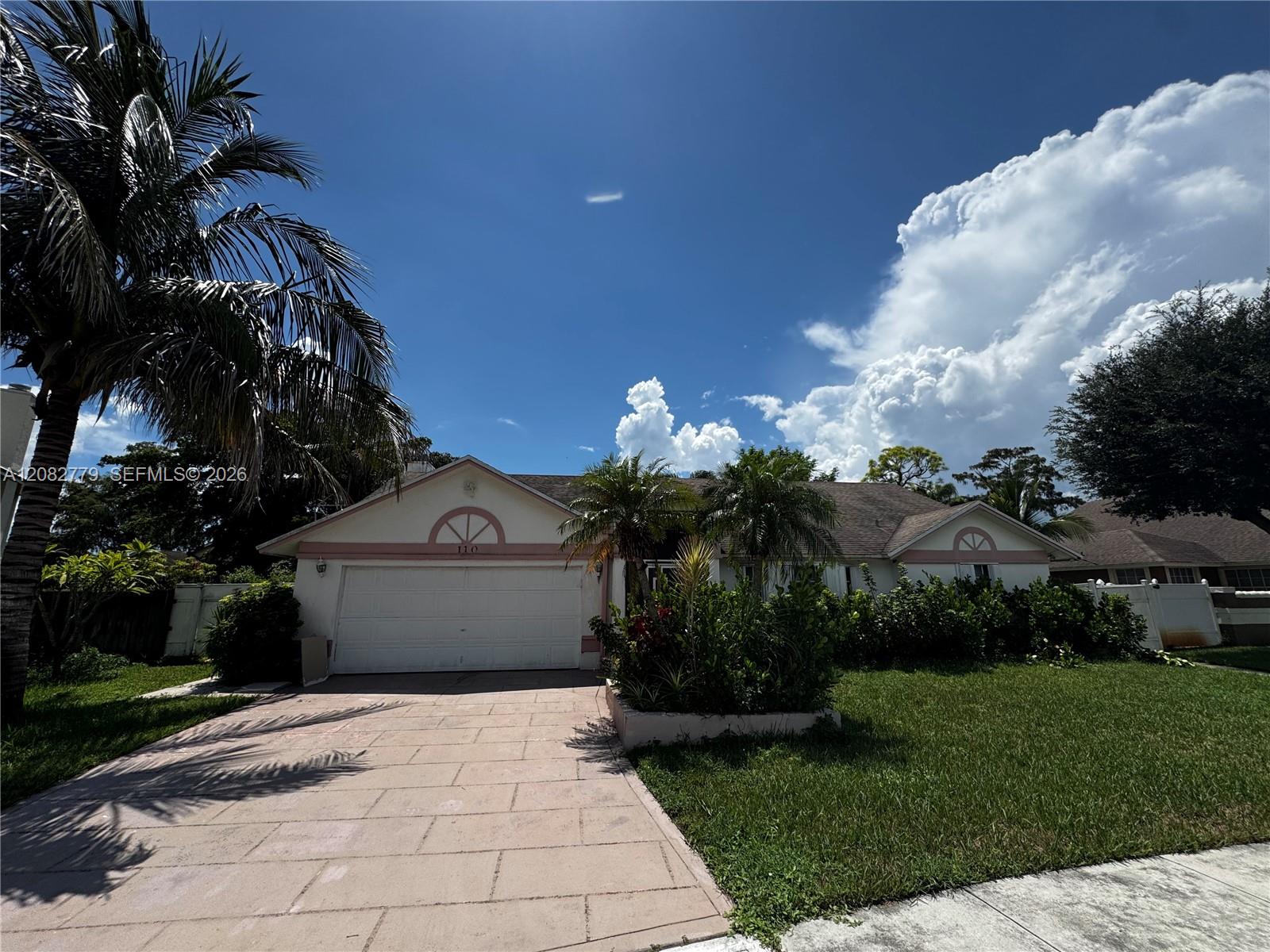 110 Hemingway Ct — Photo 3