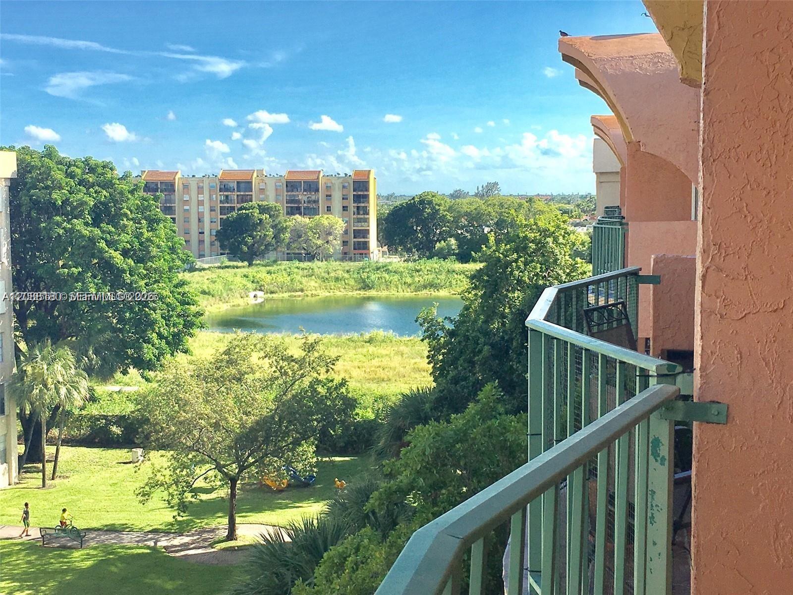 9360 Fontainebleau Blvd # 612 — Photo 3