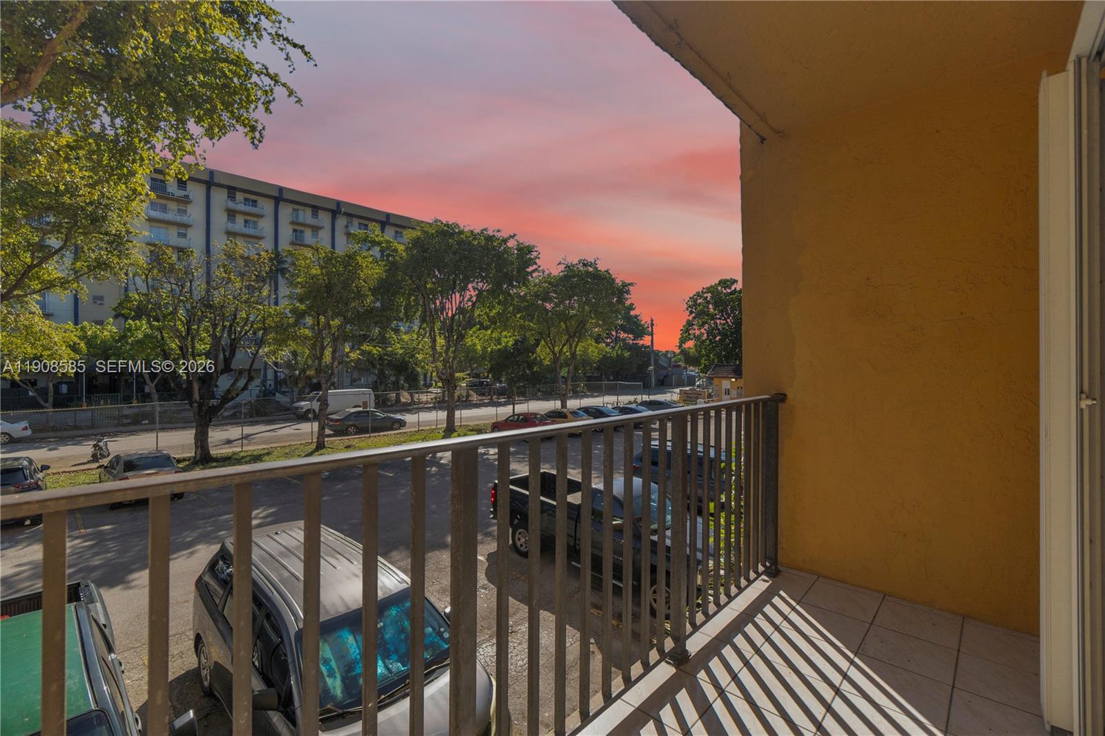 4709 NW 7th St # 9, Miami FL 33126