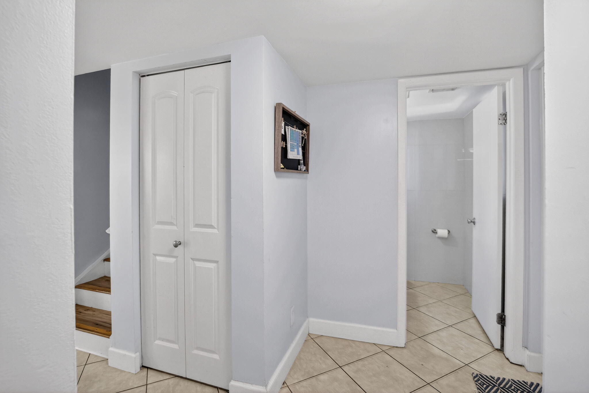 807 NW 91st Terrace NW # 807 — Photo 3