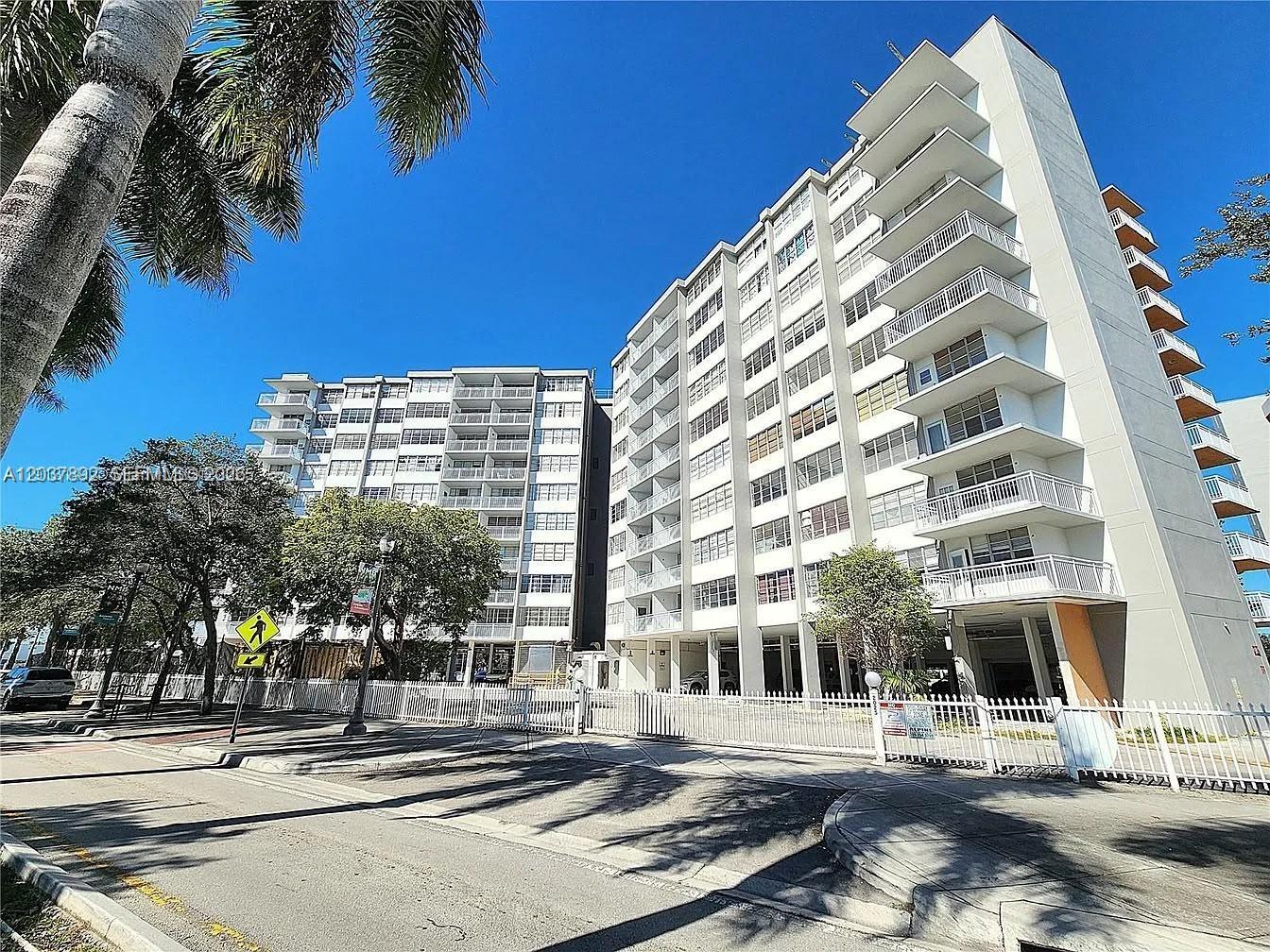 2025 NE 164 # 307, North Miami Beach FL 33162