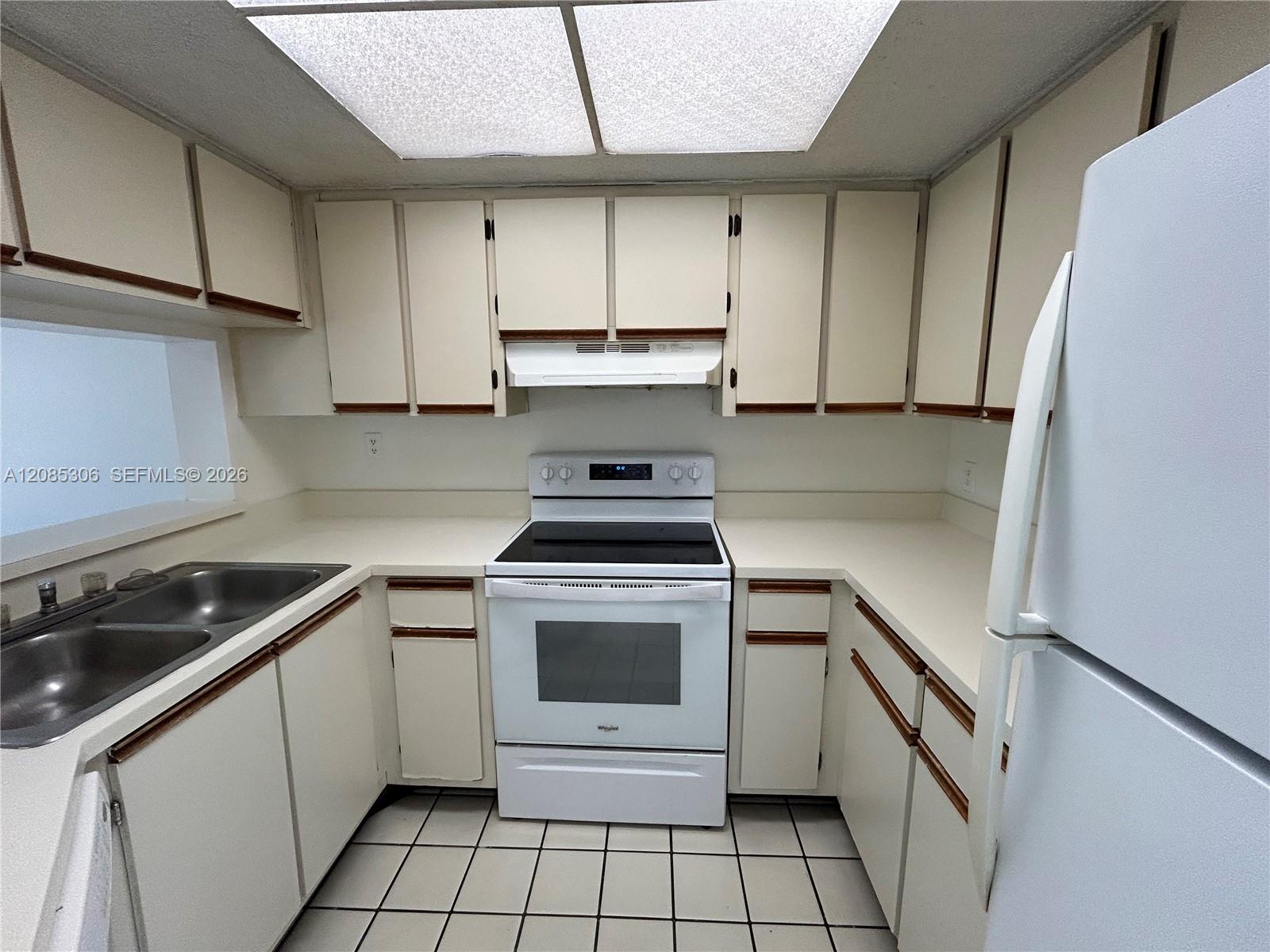 5200 NW 31st Ave # 53 — Photo 3
