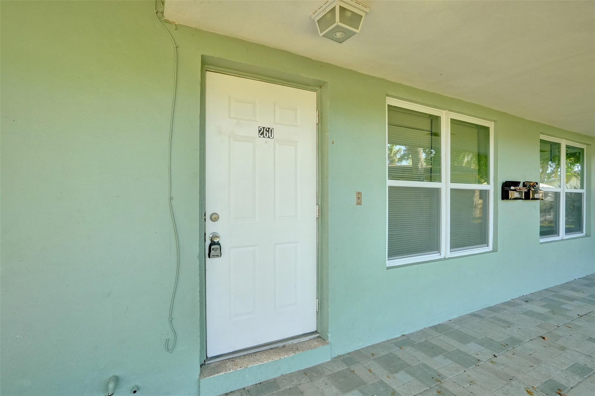 260 NE 41st Street — Photo 5