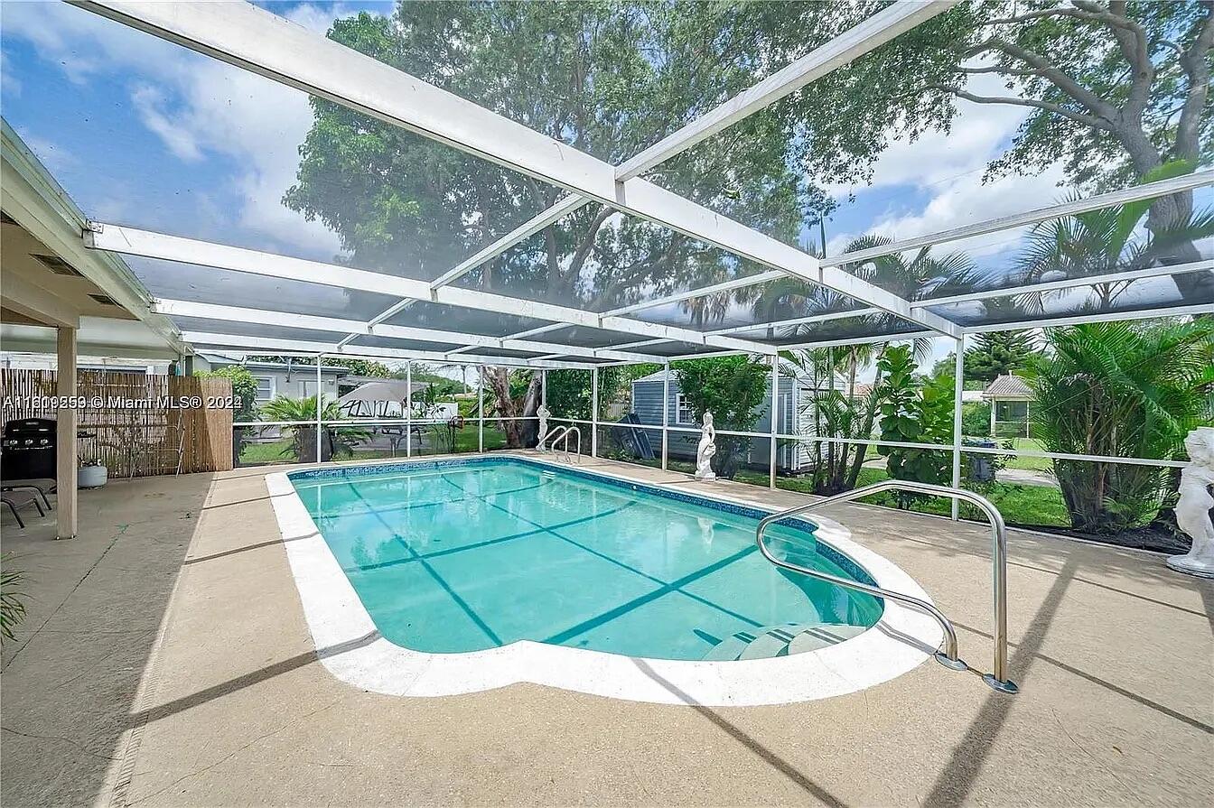 4205 MCKINLEY Street — Photo 2