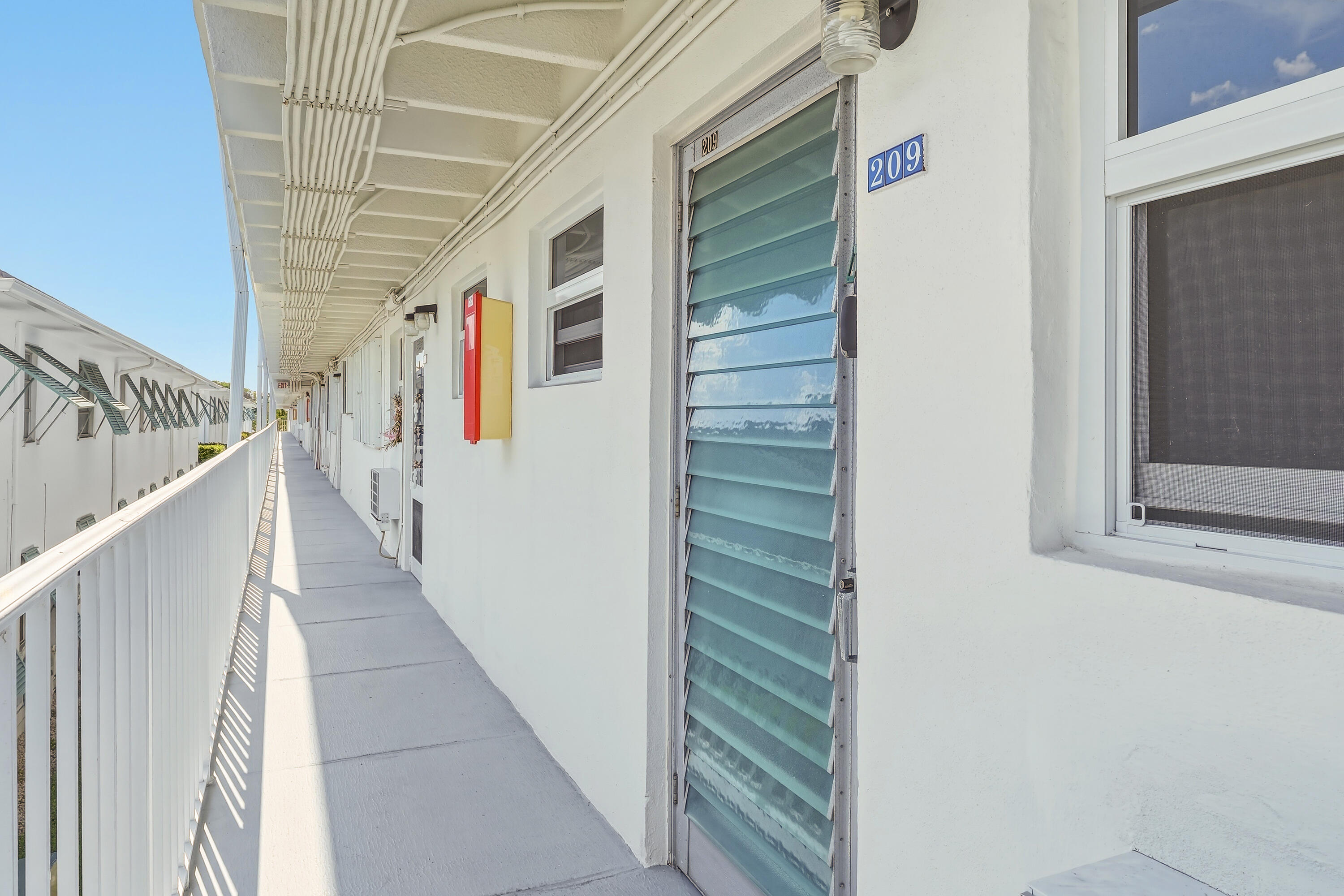 4001 S Ocean Boulevard # 209, South Palm Beach FL 33480