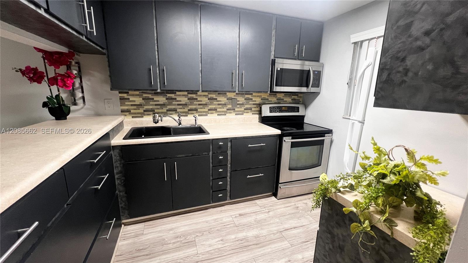 7610 Stirling Rd # 103B — Photo 2