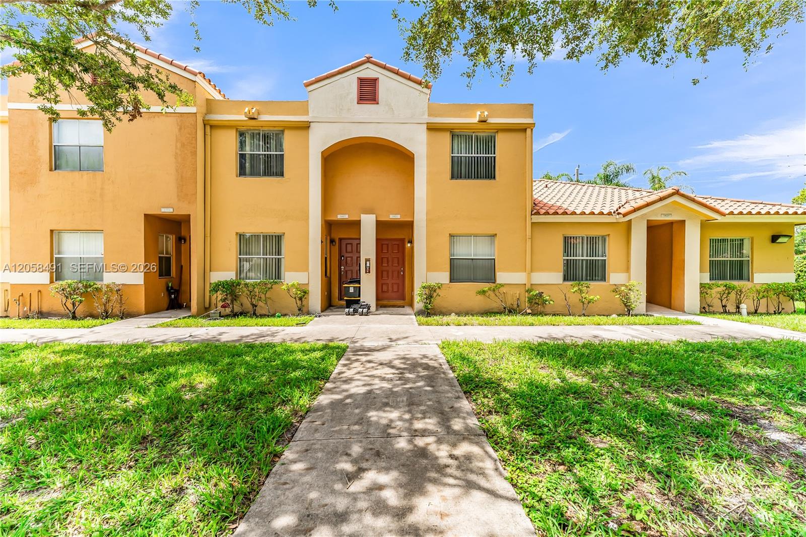3821 NW 90th Ave # 3821, Sunrise FL 33351