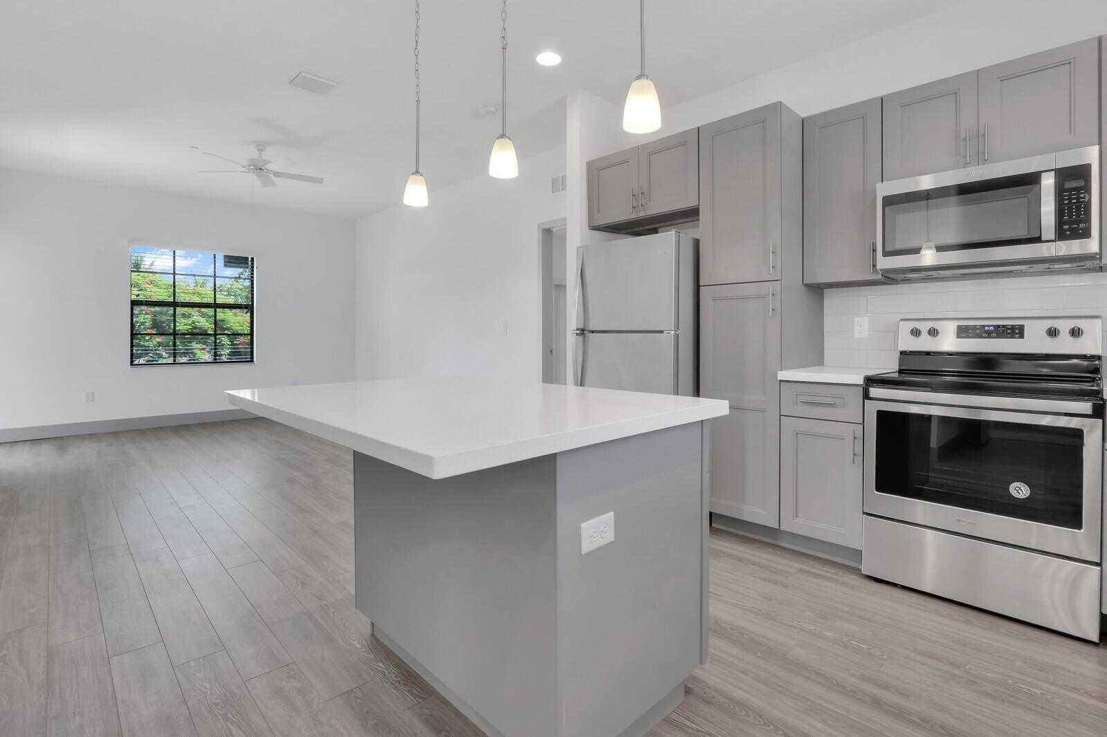 540 NE 14TH Court # 102 — Photo 4
